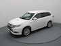 Mitsubishi Outlander 2.4 PHEV Intense+ 225pk 360° Camera | Cruise | Parkeersens. v+a | Stoel-/stuurverw.