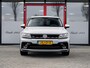 Volkswagen Tiguan 1.5 TSI R-Line | Trekhaak | LED Koplampen | Adaptieve Cruise Control | Parkeersensoren | Climate Control | Apple Carplay | Android Auto | Privacy Glas | Keyless Entry & GO | Flippers | Variabele Stuuroverbrenging | 19'' Lichtmetalen Velgen |