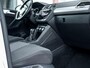 Volkswagen Tiguan 1.5 TSI R-Line | LED Koplampen | Adaptieve Cruise Control | Parkeersensoren | Climate Control | Apple Carplay | Android Auto | Privacy Glas | Keyless Entry & GO | Flippers | Variabele Stuuroverbrenging | 19'' Lichtmetalen Velgen |