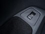 Volkswagen Tiguan 1.5 TSI R-Line | LED Koplampen | Adaptieve Cruise Control | Parkeersensoren | Climate Control | Apple Carplay | Android Auto | Privacy Glas | Keyless Entry & GO | Flippers | Variabele Stuuroverbrenging | 19'' Lichtmetalen Velgen |