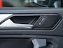 Volkswagen Tiguan 1.5 TSI R-Line | LED Koplampen | Adaptieve Cruise Control | Parkeersensoren | Climate Control | Apple Carplay | Android Auto | Privacy Glas | Keyless Entry & GO | Flippers | Variabele Stuuroverbrenging | 19'' Lichtmetalen Velgen |
