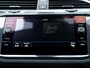 Volkswagen Tiguan 1.5 TSI R-Line | LED Koplampen | Adaptieve Cruise Control | Parkeersensoren | Climate Control | Apple Carplay | Android Auto | Privacy Glas | Keyless Entry & GO | Flippers | Variabele Stuuroverbrenging | 19'' Lichtmetalen Velgen |