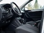 Volkswagen Tiguan 1.5 TSI R-Line | LED Koplampen | Adaptieve Cruise Control | Parkeersensoren | Climate Control | Apple Carplay | Android Auto | Privacy Glas | Keyless Entry & GO | Flippers | Variabele Stuuroverbrenging | 19'' Lichtmetalen Velgen |