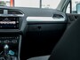 Volkswagen Tiguan 1.5 TSI R-Line | LED Koplampen | Adaptieve Cruise Control | Parkeersensoren | Climate Control | Apple Carplay | Android Auto | Privacy Glas | Keyless Entry & GO | Flippers | Variabele Stuuroverbrenging | 19'' Lichtmetalen Velgen |