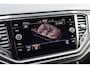 Volkswagen T-Roc 1.5 TSI 150pk DSG Sport | Trekhaak | Camera | Elek. Achterklep | Apple CarPlay
