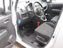 Opel Agila 1.2 Edition met trekhaak apk 02-02-2027