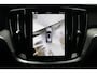 Volvo V60 T6 350PK Plug-in hybrid AWD Plus Dark | Adaptive Cruise & Pilot Assist | 360 Camera | Premium Harman/Kardon Audio | Semi Elektr. Trekhaak | Stoelverwarming voor & achter | Stuurverwarming | Power Seats incl. Memory |