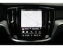 Volvo V60 T6 350PK Plug-in hybrid AWD Plus Dark | Adaptive Cruise & Pilot Assist | 360 Camera | Premium Harman/Kardon Audio | Semi Elektr. Trekhaak | Stoelverwarming voor & achter | Stuurverwarming | Power Seats incl. Memory |