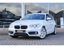 BMW 1-Serie 118i 136pk AUT Sport Line High Executive | Navigatie | Camera | PDC | Stoelverwarming