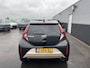 Toyota Aygo X 1.0 VVT-i S-CVT Automaat Pulse Nieuw geleverd, 1e eign. AppleCarPlay/AmdroidAuto, 18" LMV, Privacy glass, Climate control,Adaptieve Cruise control