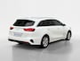 Kia Ceed Sportswagon 1.0 T-GDi DynamicPlusLine | Rijdende demo | Stoel- en stuurverwarming | Elektrisch bedienbare achterklep | Parkeersensoren voor- en achter | Achteruitrijcamera | Apple/Android Carplay | Navi | Cruise Control