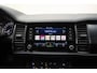 Skoda Kodiaq 1.5 TSI 150pk Business Edition Plus Aut. [ Panorama Trekhaak Navi Apple / Android Half leder LED ]