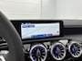 Mercedes-Benz A-klasse 250 e Business Solution AMG | Smartphone-integratie | Panoramaschuifdak | Sfeerverlichting | Stoelverwarming voor | MULTIBEAM LED | Achteruitrijcamera |