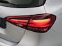 Mercedes-Benz A-klasse 250 e Business Solution AMG | Smartphone-integratie | Panoramaschuifdak | Sfeerverlichting | Stoelverwarming voor | MULTIBEAM LED | Achteruitrijcamera |