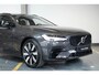 Volvo V90 T6 Plug-in hybrid AWD Ultra Dark | Panoramadak | Semi-Electrische Trekhaak | Verwarmbare voorstoelen+stuurwiel+achterbank | Premium audio by Harman Kardon | Head-up display | 360° Parkeercamera | Parkeersensoren voor + achter