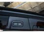 Volvo V90 T6 Plug-in hybrid AWD Ultra Dark | Panoramadak | Semi-Electrische Trekhaak | Verwarmbare voorstoelen+stuurwiel+achterbank | Premium audio by Harman Kardon | Head-up display | 360° Parkeercamera | Parkeersensoren voor + achter