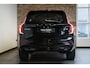 Volvo XC90 T8 Plug-in hybrid AWD Ultra Dark | Panoramadak | Trekhaak | Luchtvering | Verwarmbare voorstoelen met massagefunctie | Verwarmbare achterbank | Premium audio by Bowers&Wilkins | Head-up display | Rondom zichtcamera