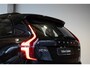 Volvo XC90 T8 Plug-in hybrid AWD Ultra Dark | Panoramadak | Trekhaak | Luchtvering | Verwarmbare voorstoelen met massagefunctie | Verwarmbare achterbank | Premium audio by Bowers&Wilkins | Head-up display | Rondom zichtcamera