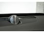 Volvo XC90 T8 Plug-in hybrid AWD Ultra Dark | Panoramadak | Trekhaak | Luchtvering | Verwarmbare voorstoelen met massagefunctie | Verwarmbare achterbank | Premium audio by Bowers&Wilkins | Head-up display | Rondom zichtcamera