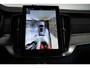 Volvo XC90 T8 Plug-in hybrid AWD Ultra Dark | Panoramadak | Trekhaak | Luchtvering | Verwarmbare voorstoelen met massagefunctie | Verwarmbare achterbank | Premium audio by Bowers&Wilkins | Head-up display | Rondom zichtcamera