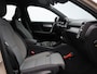 Volvo XC40 2.0 B4 Plus Dark Mild hybrid, Automaat, Trekhaak, Harman Kardon, Elektr. bed. stoelen, Stoel+stuur+voorruitverwarming