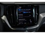 Volvo XC60 T6 Plug-in hybrid AWD Plus Dark | Trekhaak | Verwarmbare voorstoelen+stuurwiel+achterbank | Premium audio by Harman Kardon | Rondom zichtcamera