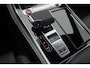 Audi SQ8 4.0Tfsi 507Pk Aut. | Quattro | S-Line | Spoilerpakket | Head Up Display | 360° Camera | Luchtvering | Panoramadak | 23'' WheelForce