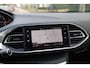 Peugeot 308 SW 1.2 PureTech Allure | PANO | CARPLAY | CLIMA | CRUISE | TREKHAAK | MOOIE GOED ONDERHOUDEN AUTO |