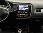 Mitsubishi Outlander 2.0 PHEV instyle Panoramadak, Leder, Camera, Navi, Keyless start, Elektrische achterklep, Cruise control, Stoelverwarming