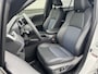 Toyota RAV4 Bi-tone Navigatie, Stuurwiel- & Stoelverwarming, LED, PDC, LMV, Elek. bestuurdersstoel, Leder/alcantara
