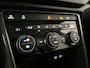 Volkswagen T-Roc 1.5 TSI R-Line / AUTOMAAT/ PANO/ STUUR+STOELVERWARM./ PARK.SENSOR.V+A/ CAMERA/ DODE HOEK/ APP-CONNECT/ ELEK.KLEP/ KEYLESS/ ACC/ RIJ-MODI/ DIGITAL DASH/ NAVI/ DAB/ CLIMA/ LED/ ISOFIX