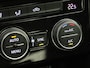 Volkswagen T-Roc 1.0TSI/110PK Style · Navigatie ·Camera + Parkeersensoren · Lane assist