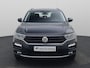 Volkswagen T-Roc 1.0TSI/110PK Style · Navigatie ·Camera + Parkeersensoren · Lane assist