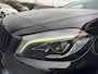 Mercedes-Benz A-klasse 180 AMG Night edition Handelsprijs Panoramadak Led Cruise Camera Stoelverwarming