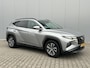 Hyundai Tucson 1.6 T-GDI MHEV Comfort / All Season Banden / Trekhaak Afneembaar 1650KG Trekgewicht / Cruise Control Adaptief / Airco Automatisch / Stoelverwarming Voorzijde /