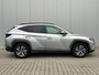 Hyundai Tucson 1.6 T-GDI MHEV Comfort / All Season Banden / Trekhaak Afneembaar 1650KG Trekgewicht / Cruise Control Adaptief / Airco Automatisch / Stoelverwarming Voorzijde /