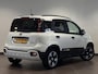 Fiat Panda Pandina 1.0 Hybrid 70pk | HOGE INSTAP! | APPLE CARPLAY / ANDROID AUTO | PARKEERSENSOREN | DAB+ |