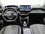 Peugeot e-2008 EV Allure Pack 50 kWh 136pk Automaat | Trekhaak | Navigatie | Climate Control | Cruise Control | Camera | 17"LMV | Keyless Entry/Start | LED | Apple Carplay/Android Auto |