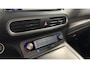 Hyundai Kona Electric EV Comfort 64 kWh 3 Fase Warmtepomp 100 % SOH TREKHAAK CAMERA CARPLAY LM NAVI ECC.