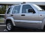 Jeep Cherokee 3.7 V6 Sport Youngtimer 1e eigenaar Dealer onderhoud Weinig kms