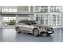 Mercedes-Benz E-klasse Estate 300 e AMG Line | Premium | Panoramadak | Trekhaak | Night pakket | 20 inch | Digital light | 360 camera | Memory |
