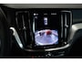 Volvo V60 T6 Plug-in hybrid AWD Plus Dark | Lederen Bekleding | Google Infotainment | Parkeercamera | Parkeersensoren voor + achter | Stoelverwarming | Stuurwielverwarming | Harman Kardon Premium Audio |