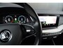 Skoda Octavia Combi 1.0 e-TSI 110pk Automaat Business Edition Navi CarPlay Cruise Parkeersensoren NL-Auto!