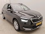 Skoda Kamiq 1.0 TSI 110pk Sport Business | Navi via Apple CarPlay / Android | 16" Velgen | Parkeersensoren voor en achter | ECC