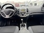 Hyundai i30 CW 1.6i Dynamic, climatronic, pdc, trekhaak, USB, AUX, isofix, nieuwe distributieset.