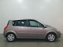 Renault Scenic 2.0-16V Tech Line PANO/NAVI/TRHAAK/PDC/CRUISE