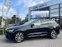 Volvo XC60 2.0 T6 Plug-in hybrid 350 PK AWD Ultimate Dark Trekhaak Panoramadak Navi Camera Caplay Pilot Assist Harman Kardon Elek Stoelen Stoel + Stuur Verwarming Head- Up Getint Glas Long Range R-Design Michelin All-Season banden