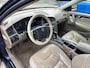 Volvo XC70 2.5 T Volledig onderhoud, schuifdak, leder, ...