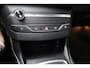 Peugeot 308 SW 1.2 PureTech Blue Lease Premium TREKHAAK PANO CRUISE NAVI CLIMA 2XPDC LMV NAP NIEUWE-DISTRIBUTIE + PERFECT-ONDERHOUDEN!
