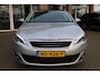 Peugeot 308 SW 1.2 PureTech Blue Lease Premium TREKHAAK PANO CRUISE NAVI CLIMA 2XPDC LMV NAP NIEUWE-DISTRIBUTIE + PERFECT-ONDERHOUDEN!